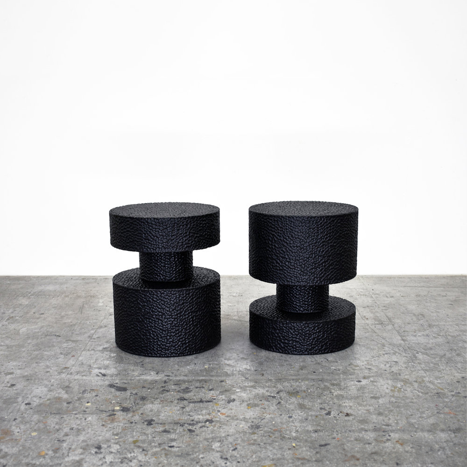 Carved Round Revert table/stool