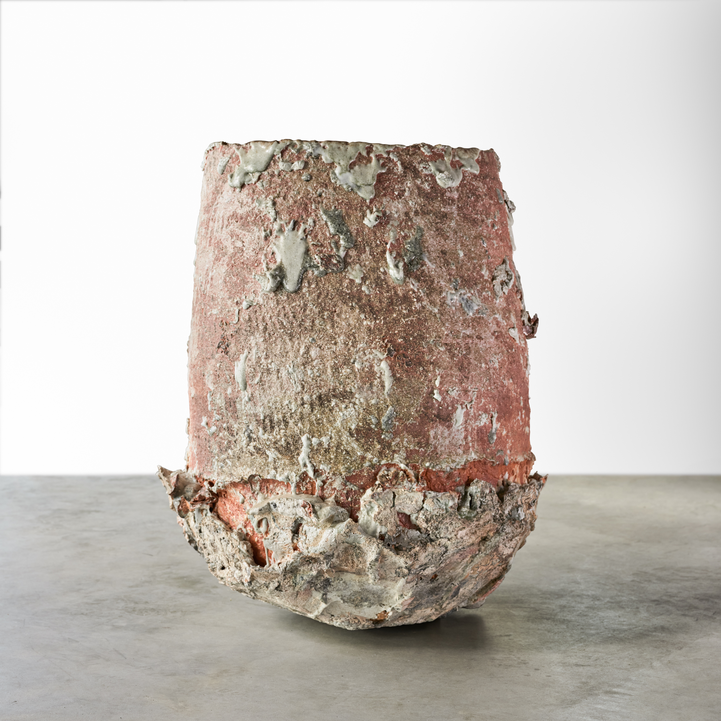 Large Ceramic Vessel by Yuji Ueda – MG1581 1 – Edit
