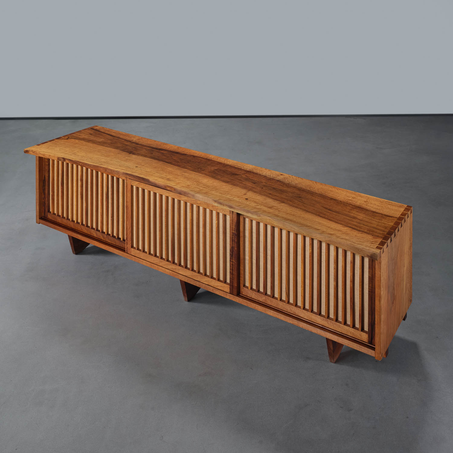 Special Minguren Room Divider Cabinet