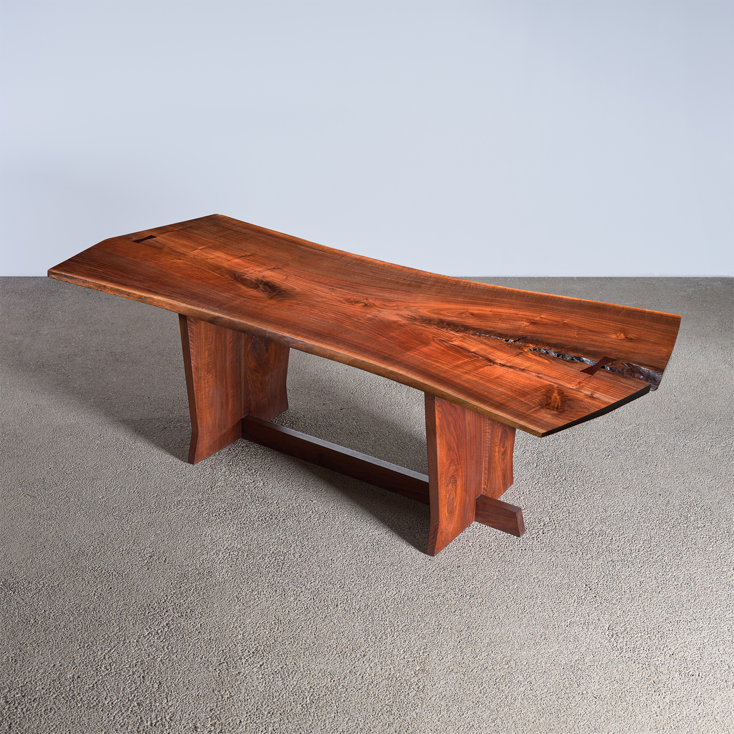 Special Single-Board Dining Table