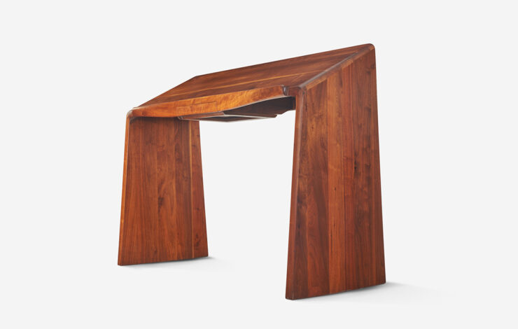 Wendell Castle Furniture: A Closer Look