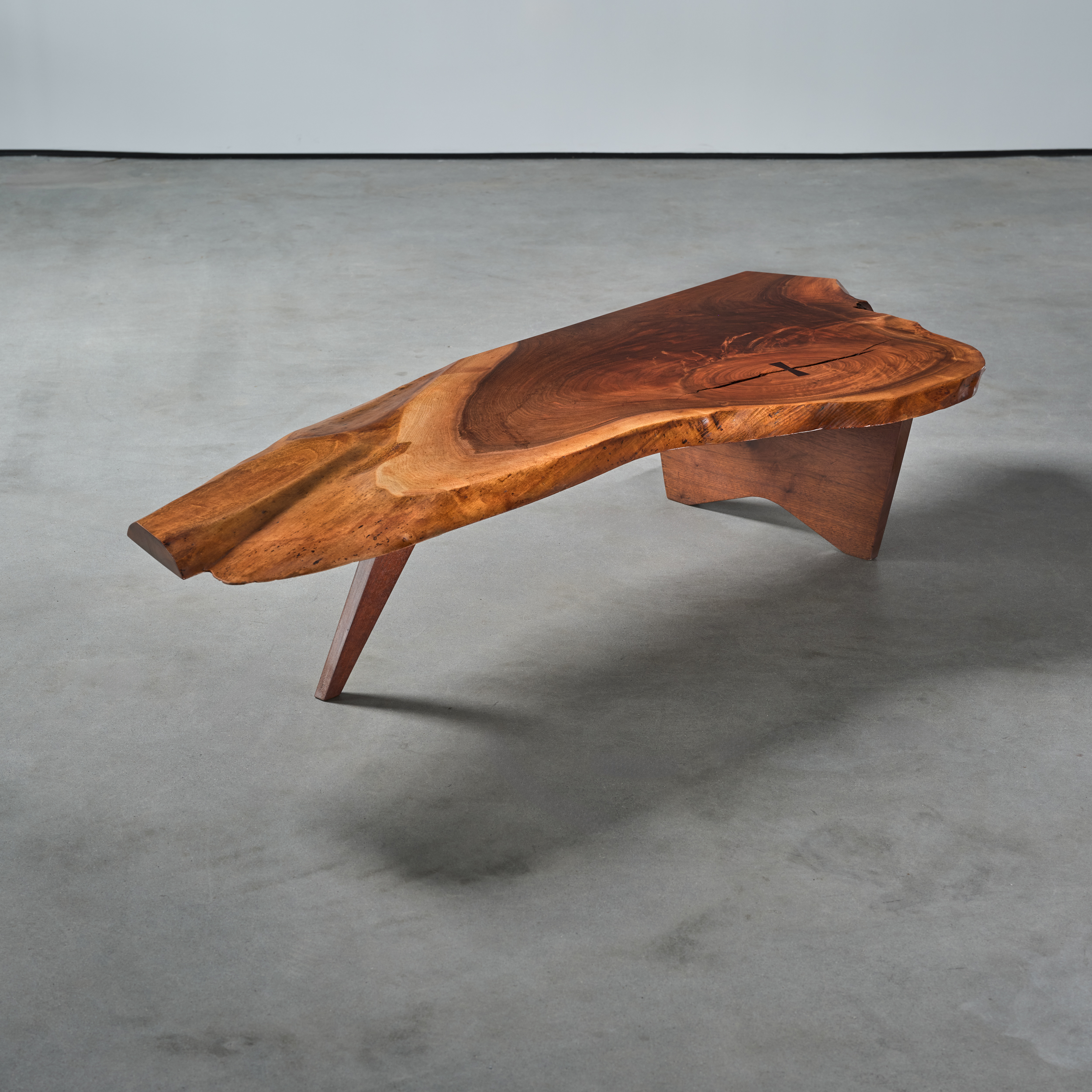 Slab I Coffee Table by George Nakashima – 1959 Oser – MG1800