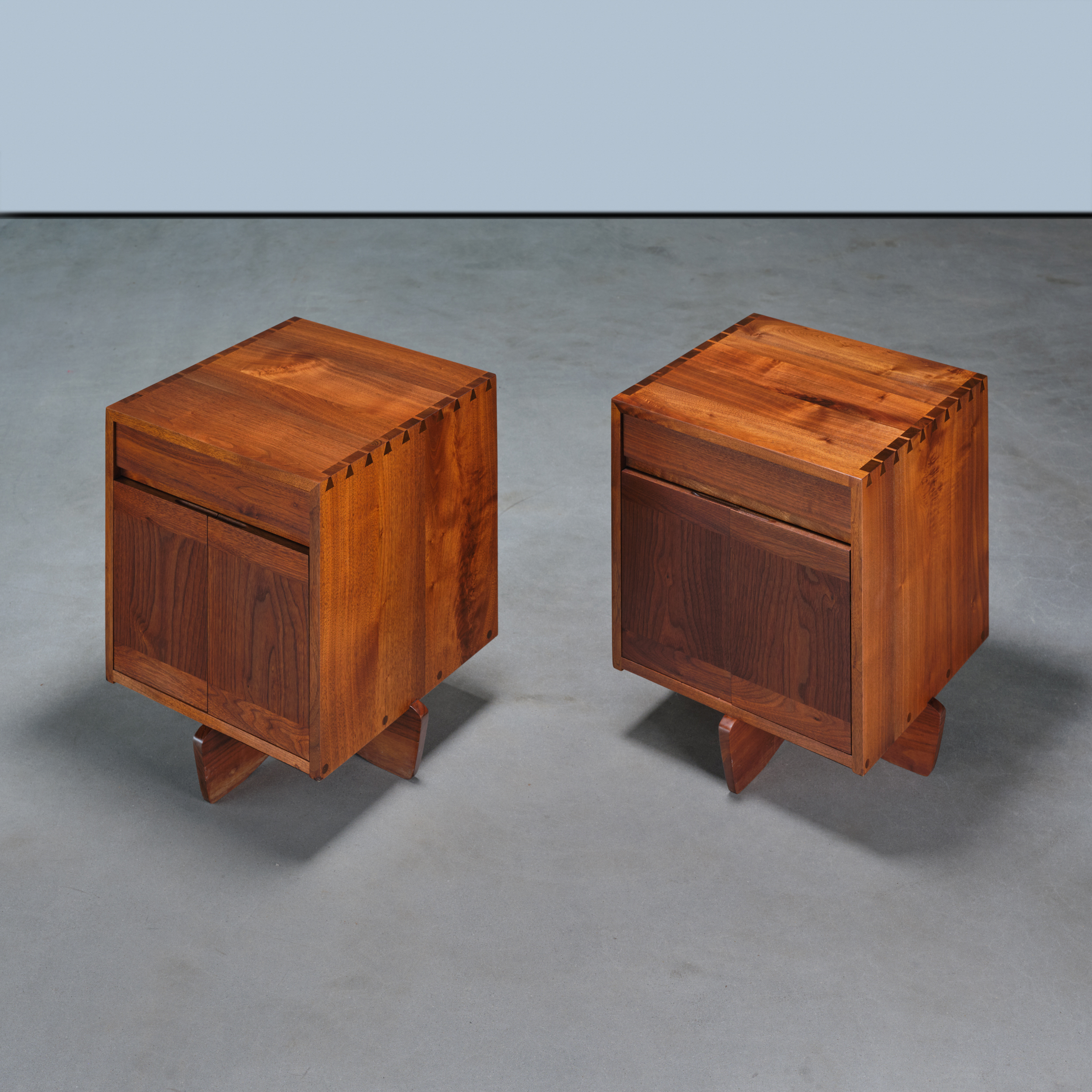 Kornblut Case | Pair