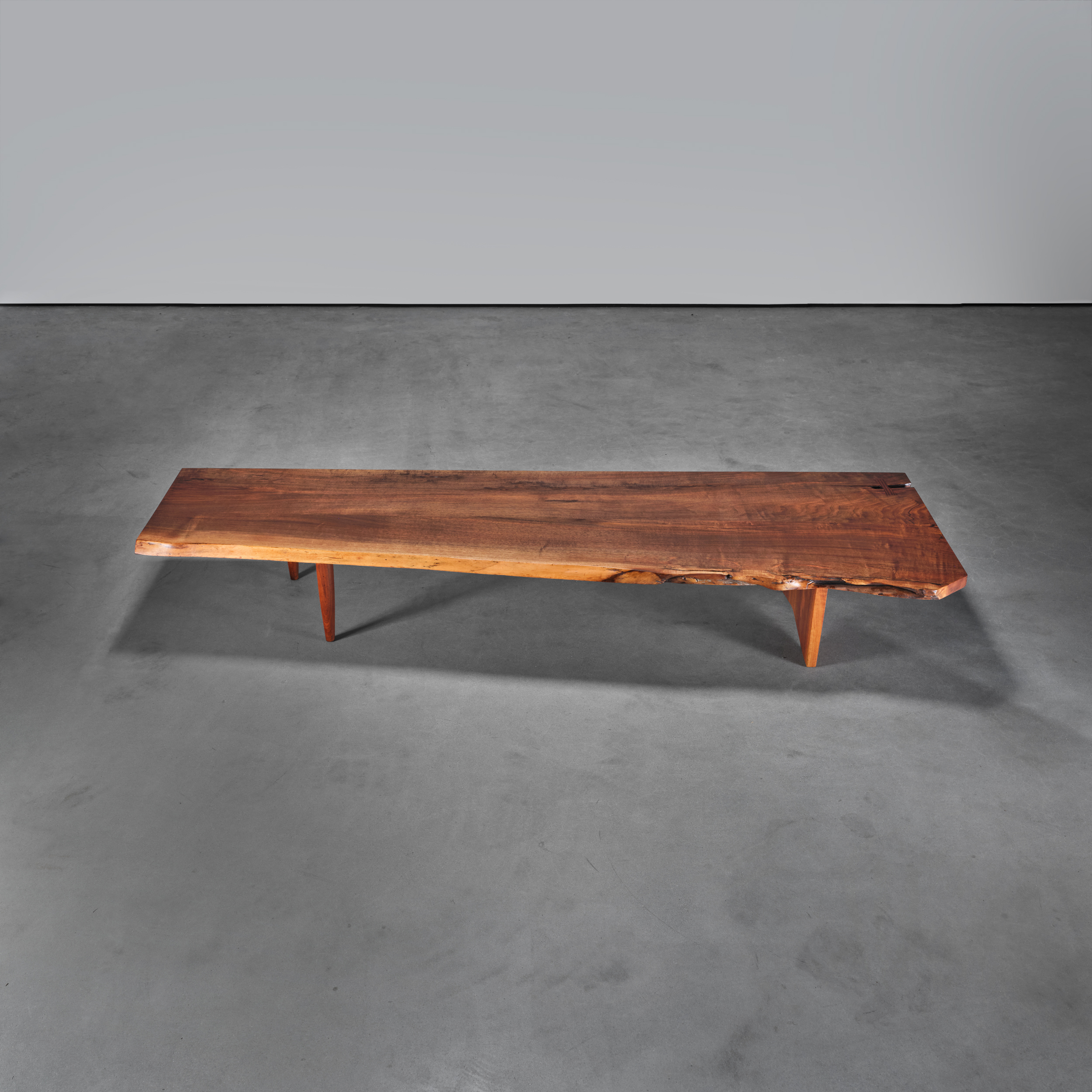 GEORGE NAKASHIMA – R Bench – 1966 – MG1920 1 copya-NEW