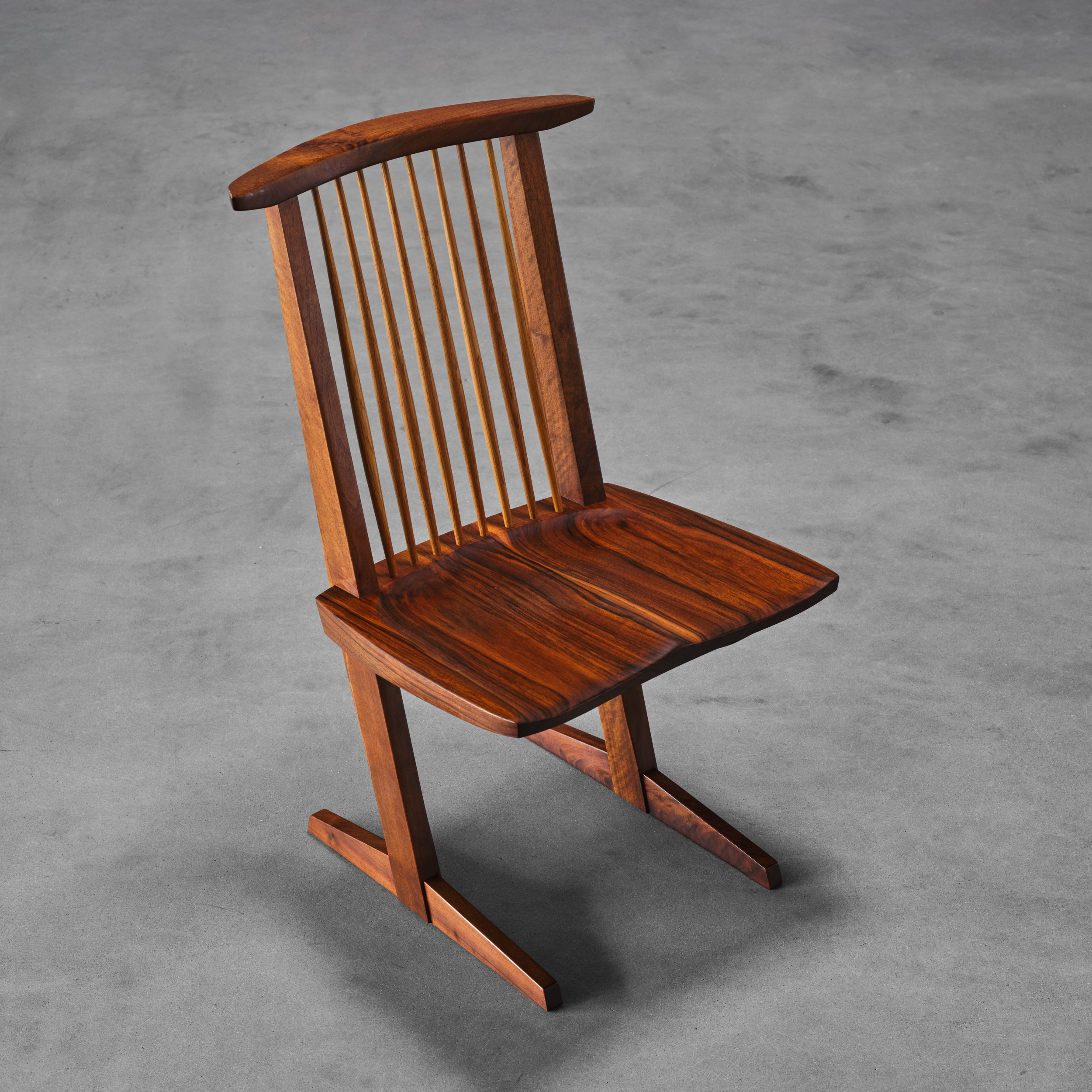 Conoid Chair | Single