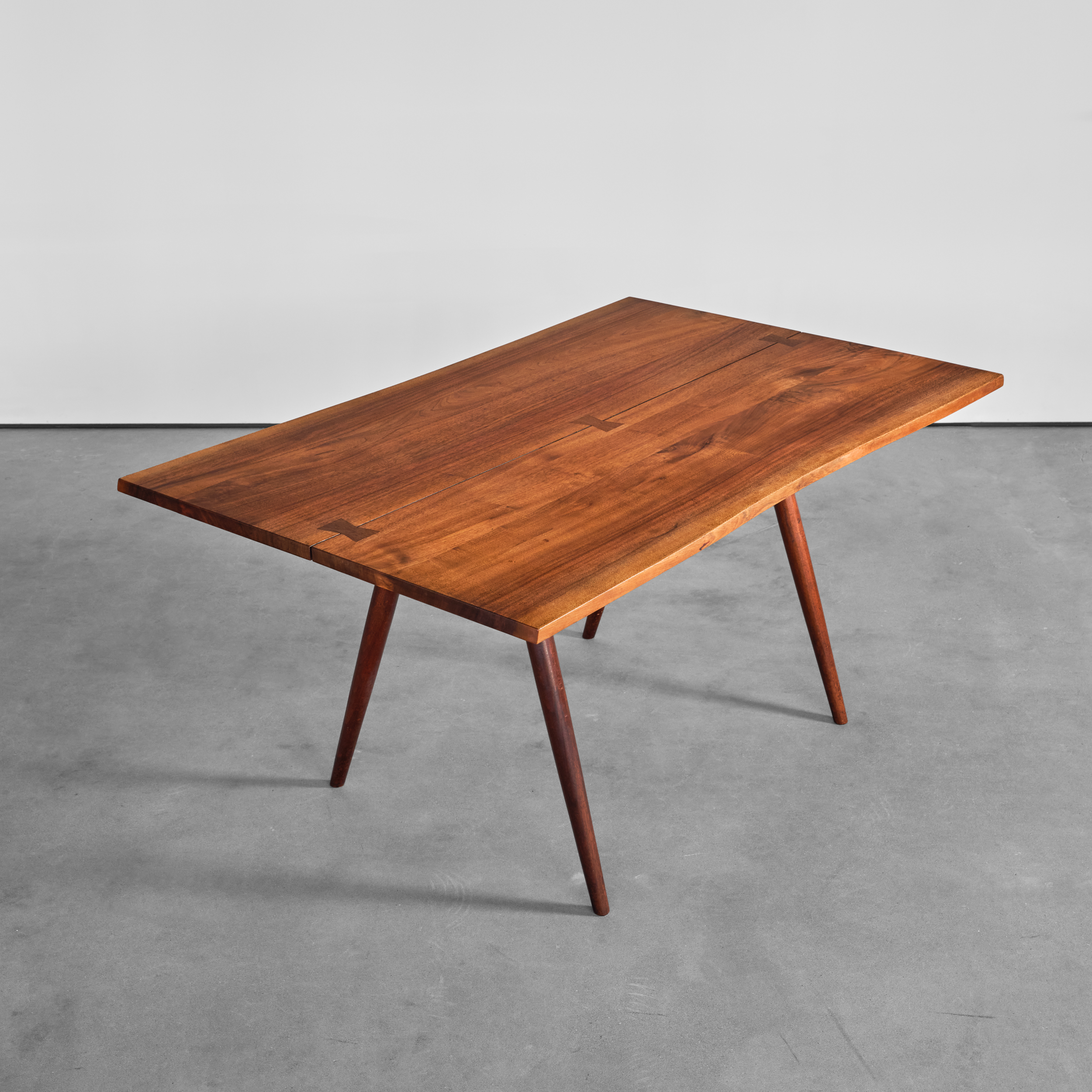 5ft Turned Leg Dining Table