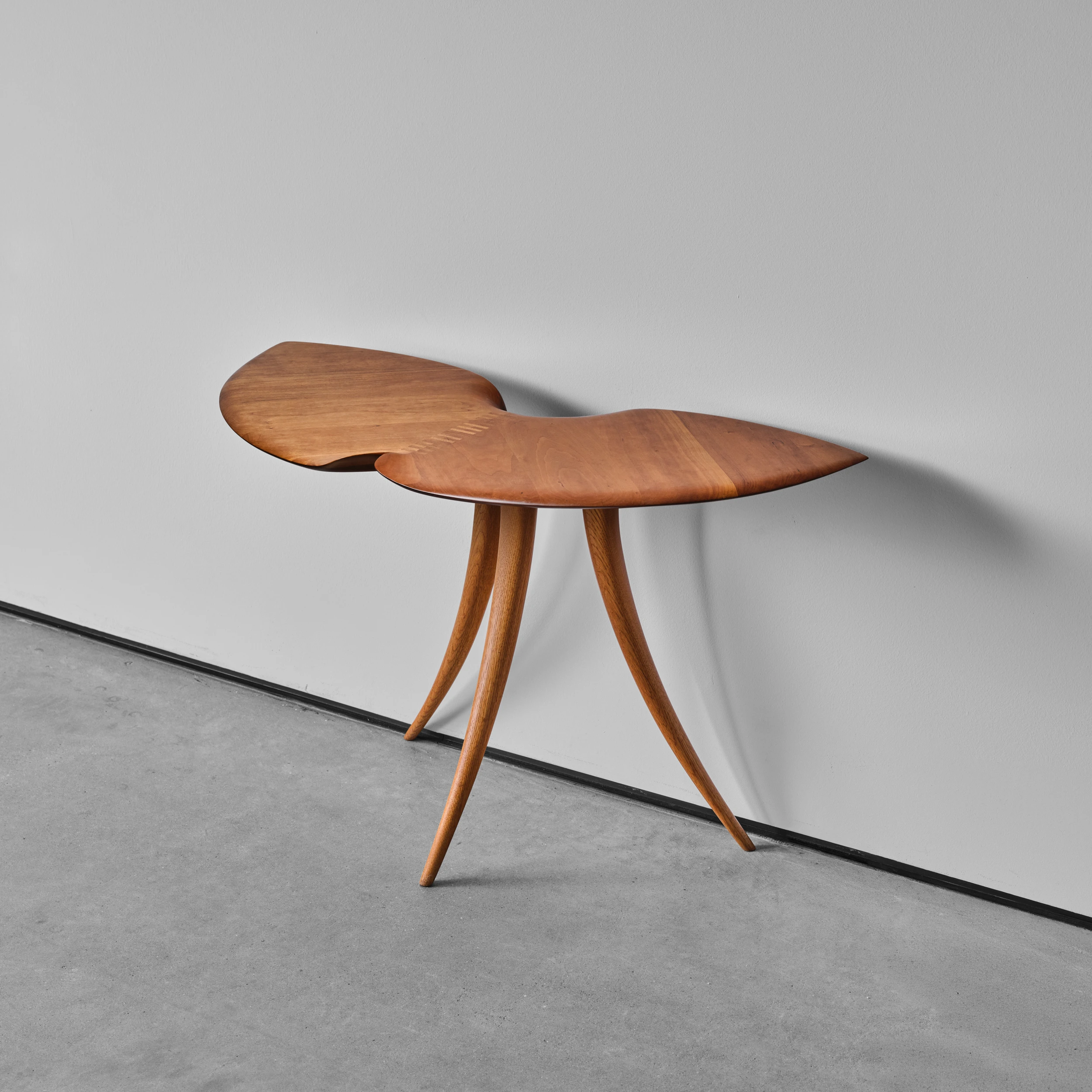 Lily Pad Console