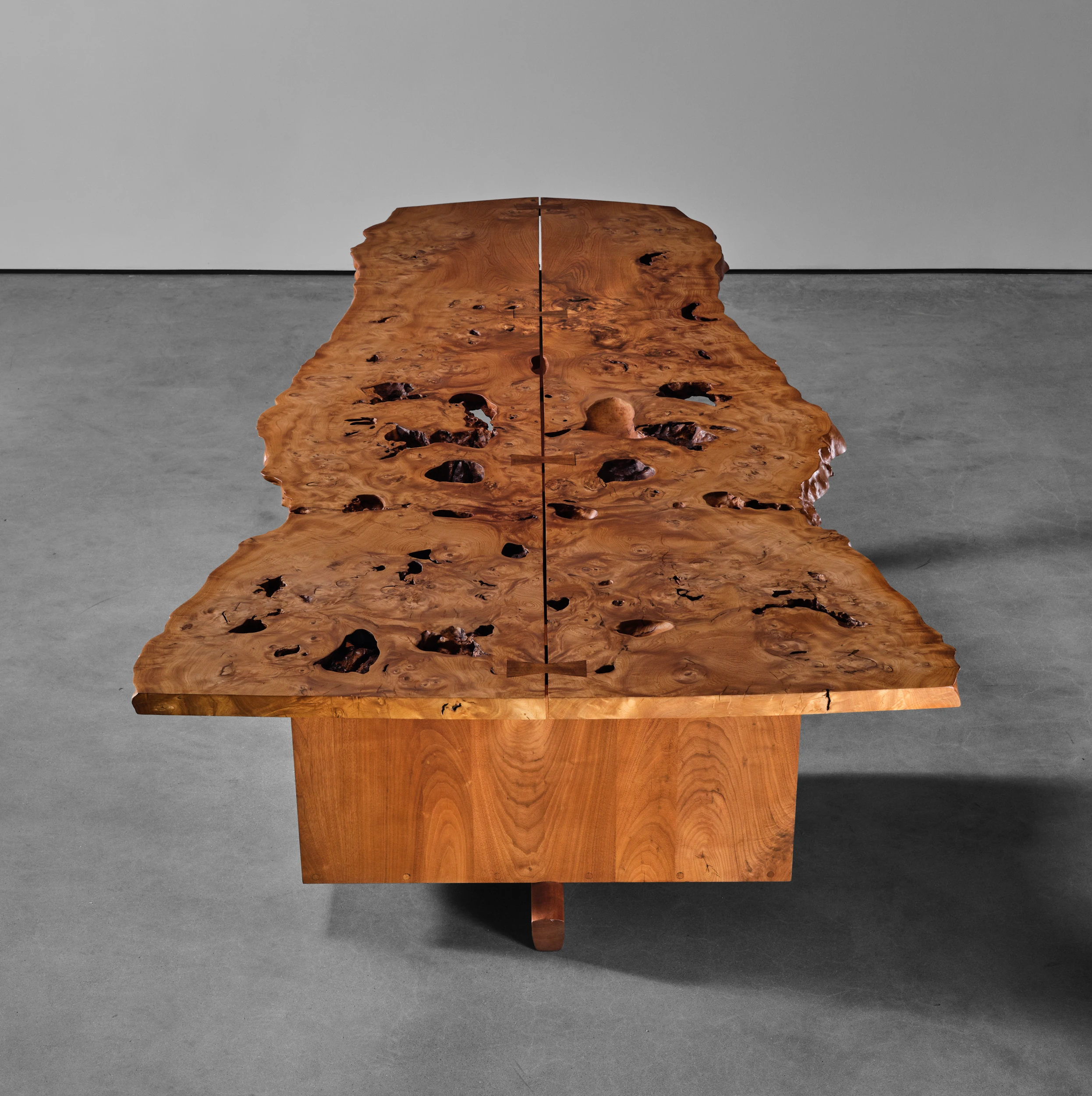 Mira Nakashima – Exceptional Custom Desk – 1998 – MG2161-7