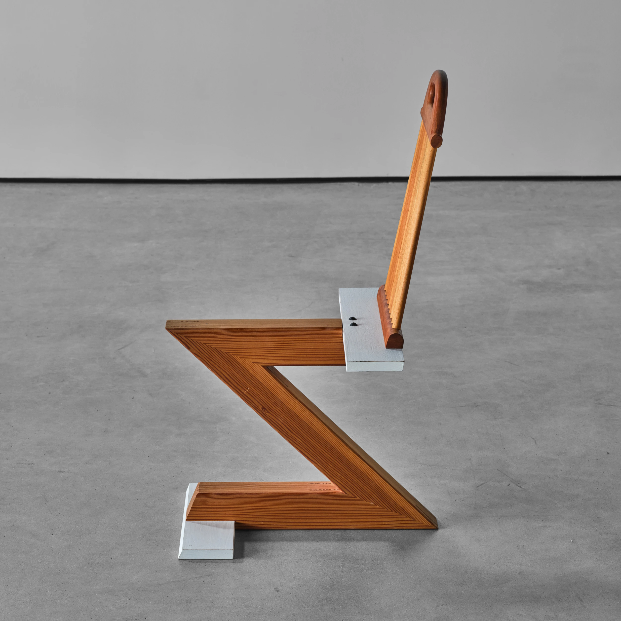 GARY KNOX BENNETT – Thong 2003 – MG2108 1